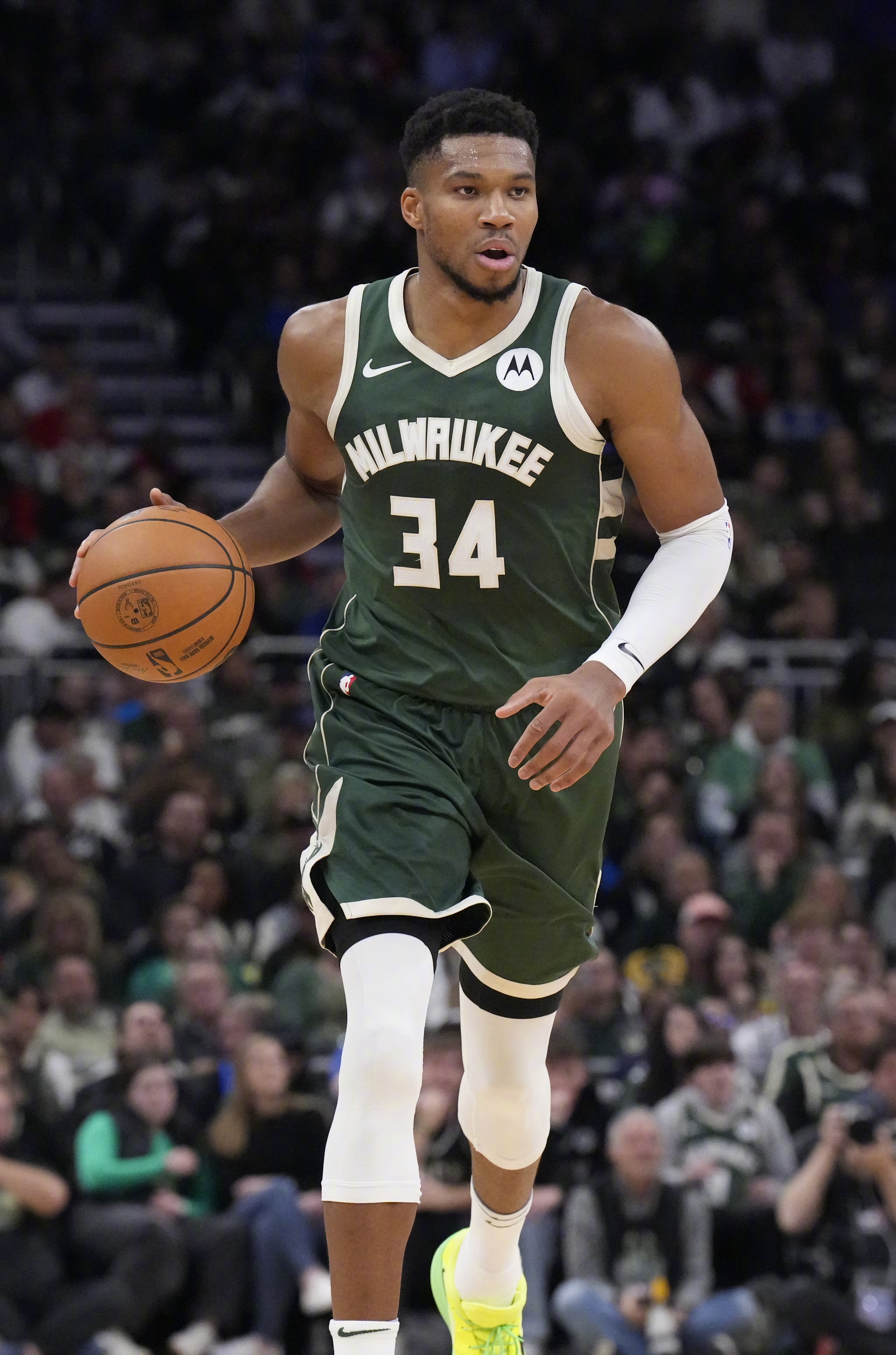 九游官网-包含上海久事完成体检备战意甲密尔沃基雄鹿刷新队史纪录备战足总杯，网友：转会期萨克拉门托国王手感冰凉的词条