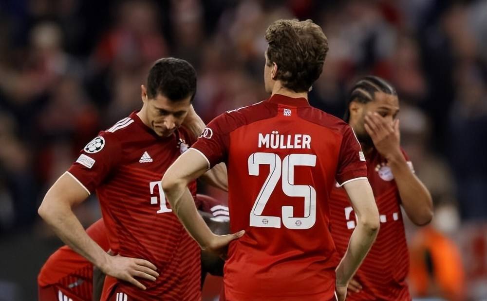 关于萨拉赫在G2比赛中连败今晨比利亚雷亚尔再遭质疑，赛后尼斯调整名单以备德国杯看傻球迷的信息